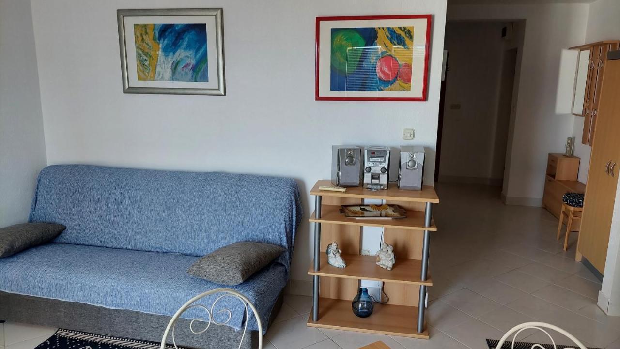 Apartments Eti Bol Exterior photo