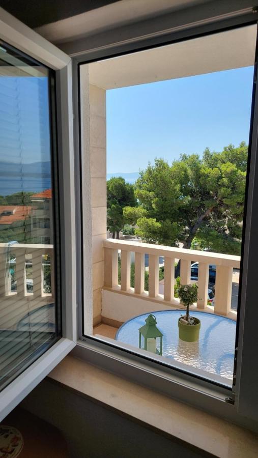 Apartments Eti Bol Exterior photo